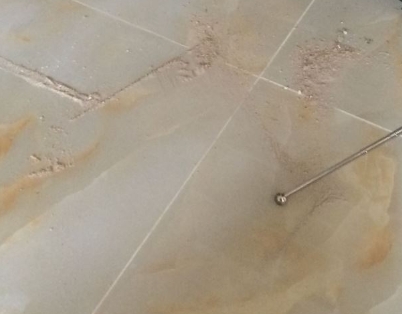 镇远瓷砖空鼓维修公司分享粘合剂选择不当在瓷砖铺贴过程中可能导致以下问题